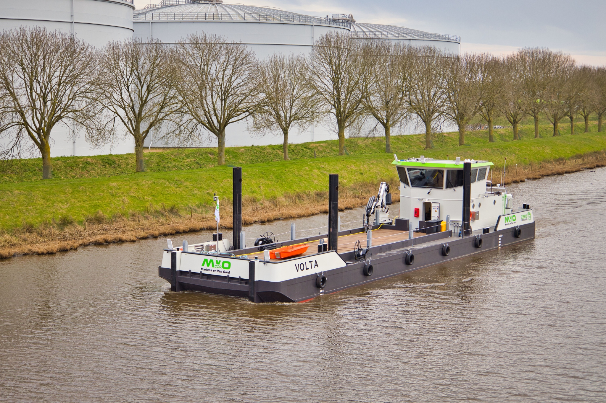 Martens en van Oord - elektrisch aangedreven werkschip